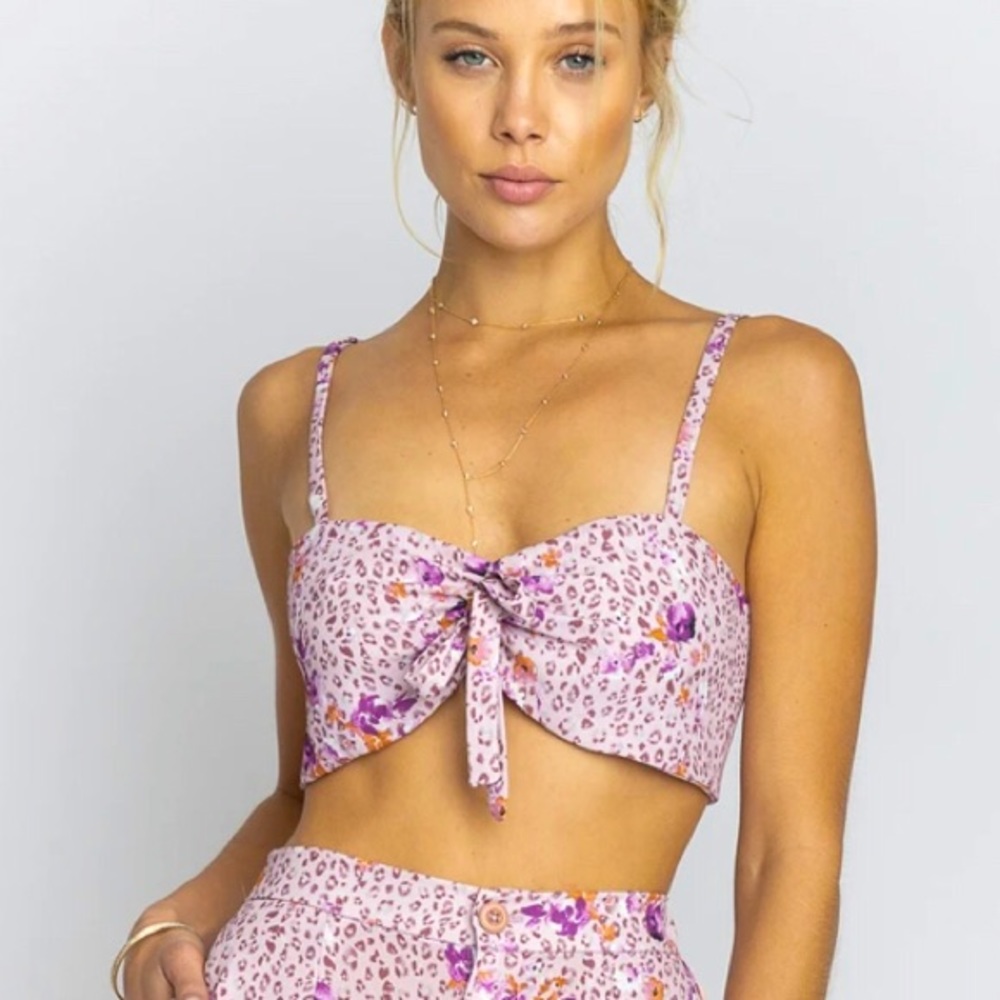 RESA Katie Crop in Dream Girl (floral leopard)